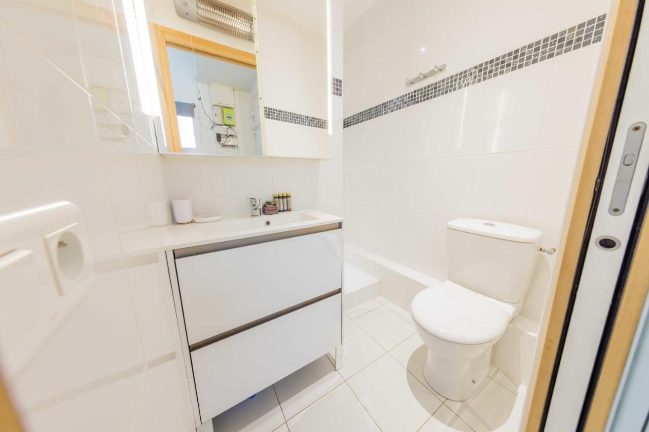 דירות פריז Cozy Studio In The Heart Of Montmartre - Blanches 2 מראה חיצוני תמונה